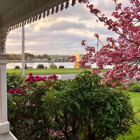 Riverbank Villa Devonport Exterior foto